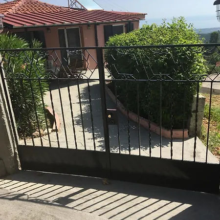 Lejlighed Stamoula' S House